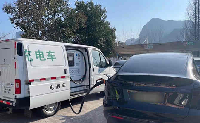 江都区汽车搭电