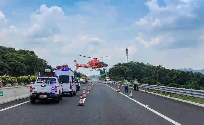江都区高速公路汽车救援案例