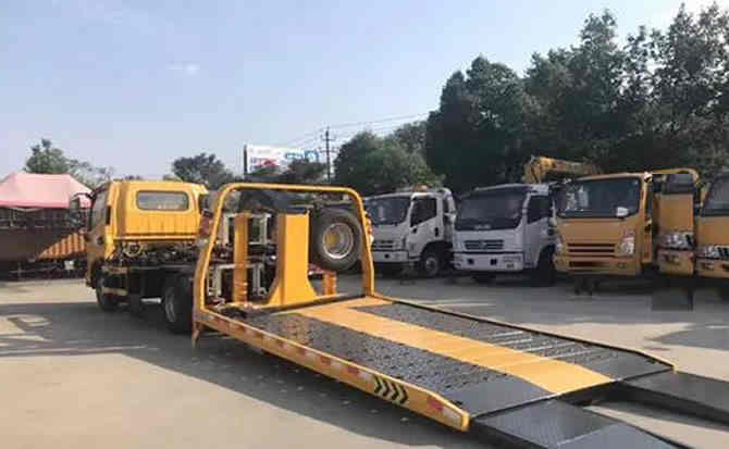江都区汽车中途维修案例