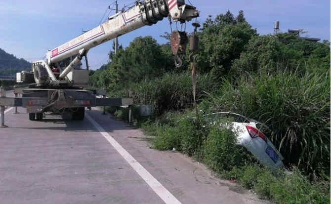 江都区重载吊车救援
